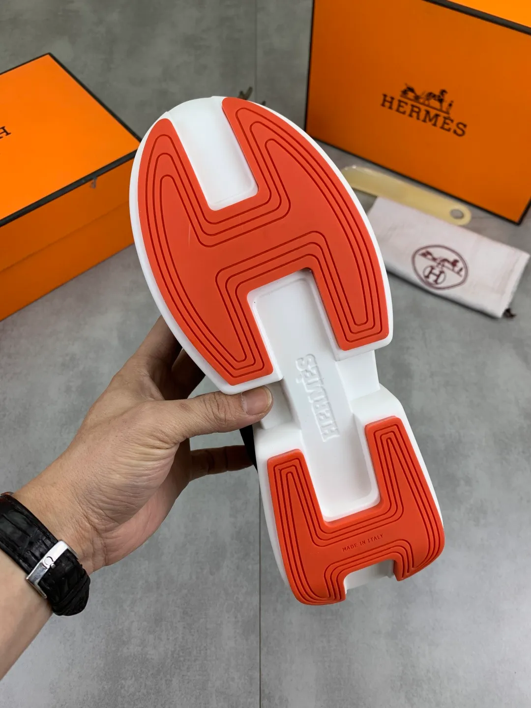 Men's men's shoes P460 new style [HERMES] Hermès - High-end quality original order - Upper: 🔝Nappa calfskin, sewn brand 'H' totem - Inner: water-dyed cowhide - Outsole: ultra-light TPU foam; molded outsole - Ultra-high quality control·Fine workmanship: highlighted (high-end·nobility·grade) -Size: 38-44 (45 can be customized)·